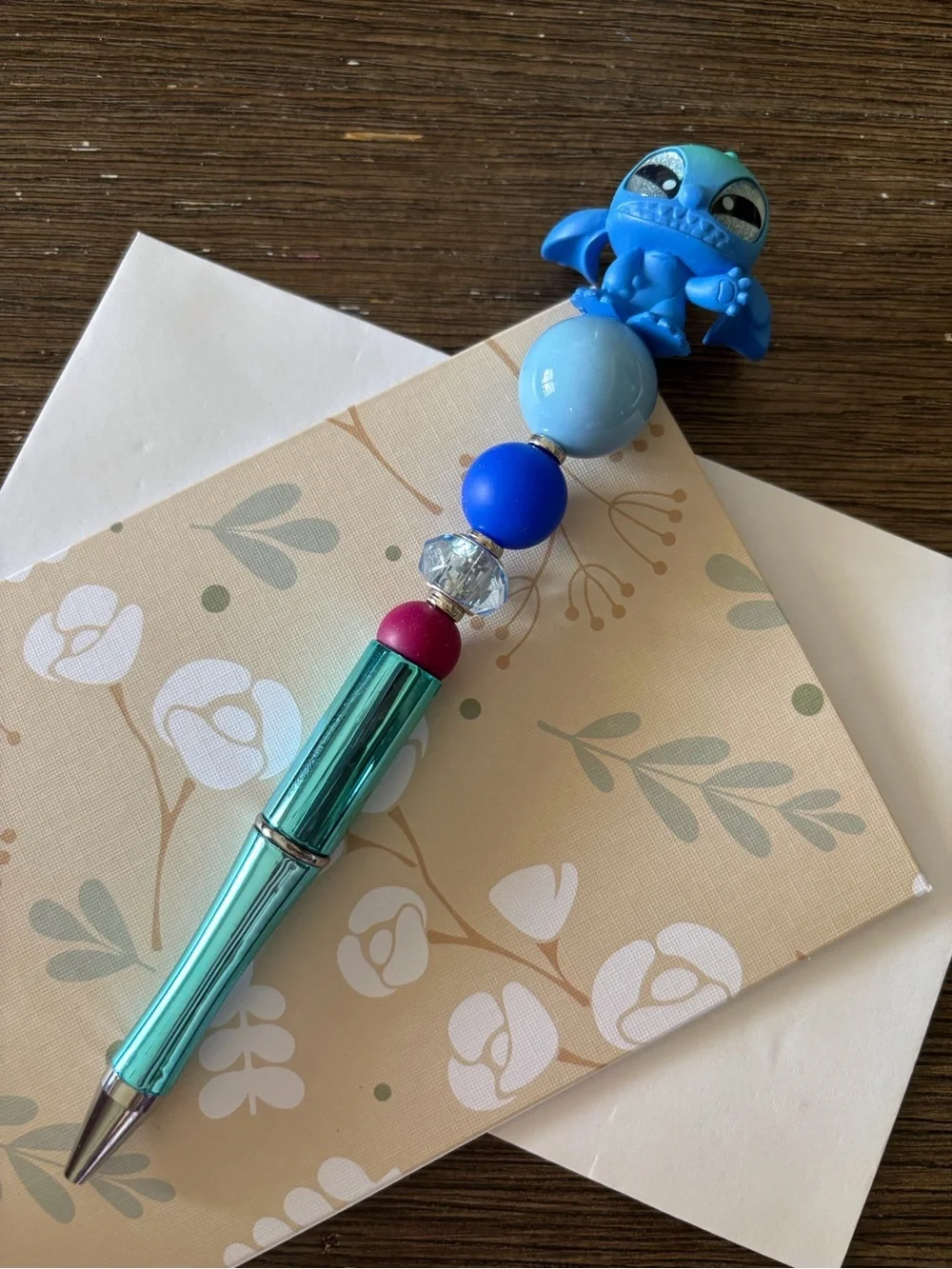 Disney Doorables: Lilo & Stitch: Stitch as dual color handmade beaded pen